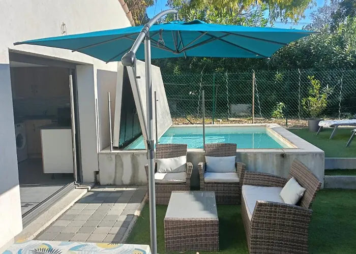 Bienêtre et détente pour cette maison avec spa au calme